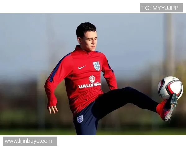 热爱足球明星的男人们为何总能吸引女性的目光与关注