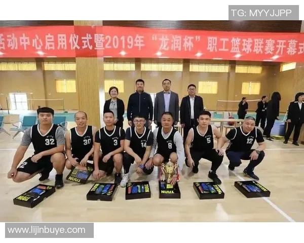 郸城篮球明星的崛起与奋斗历程揭示了青春与梦想的无限可能